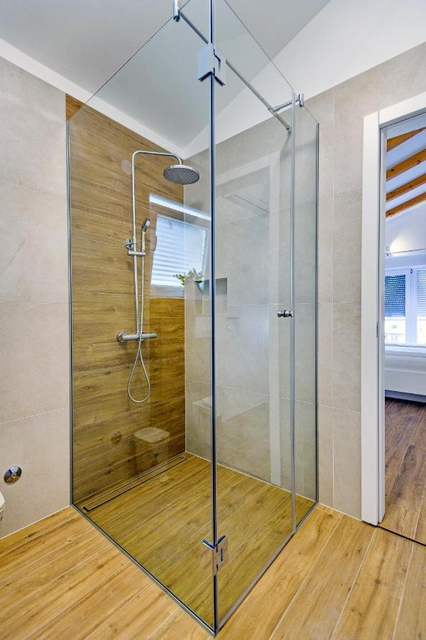 Luxury Stone Villa With Pool - Brisevo 外观 照片